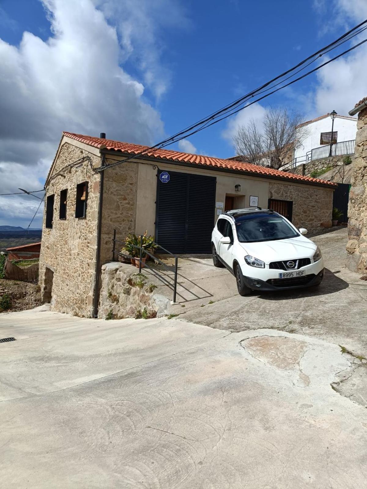 La Casa De Abajo Arroyomolinos de la Vera Exterior foto